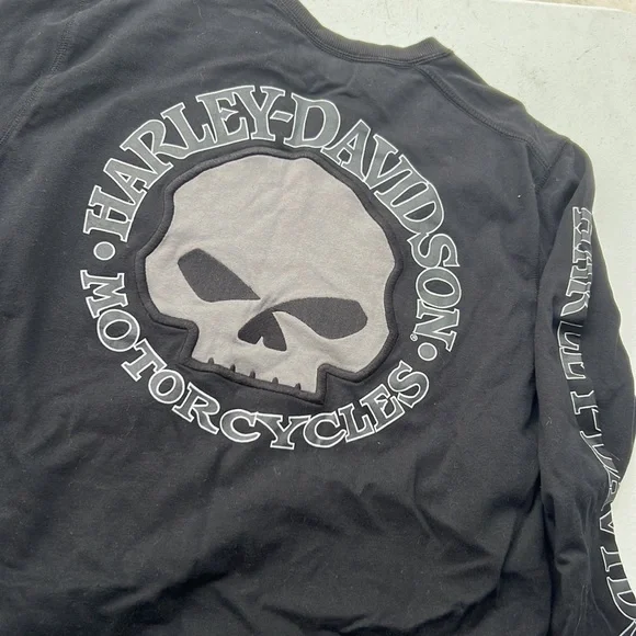 Like new Harley Davidson crew neck - Picture 3 of 3